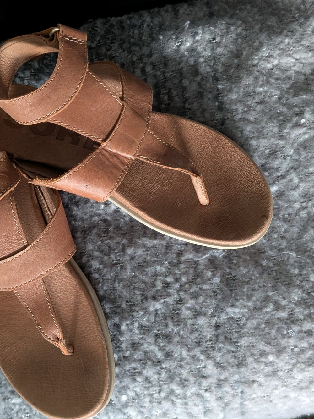 Brown Leather T-Strap Women's Sandals